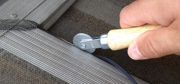 metal screen door repair in Union City
